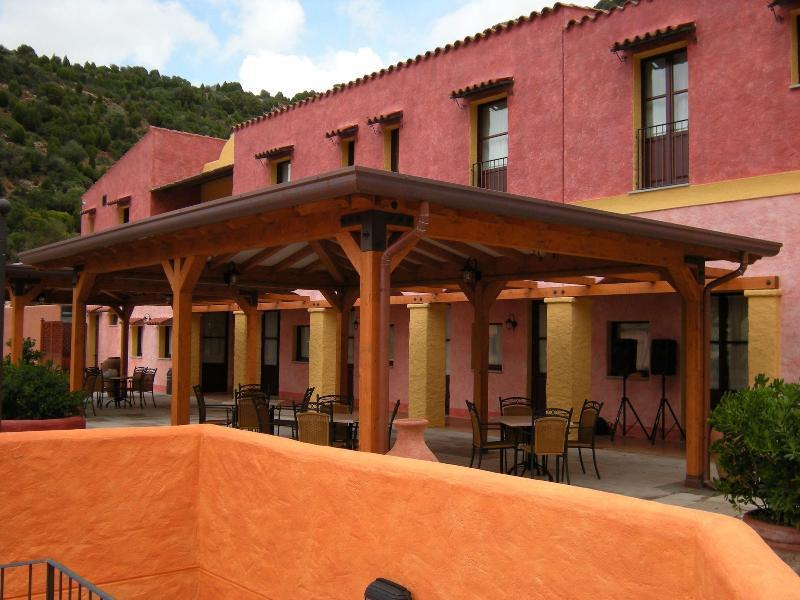 Sosventos Village Hotel Teulada Eksteriør billede