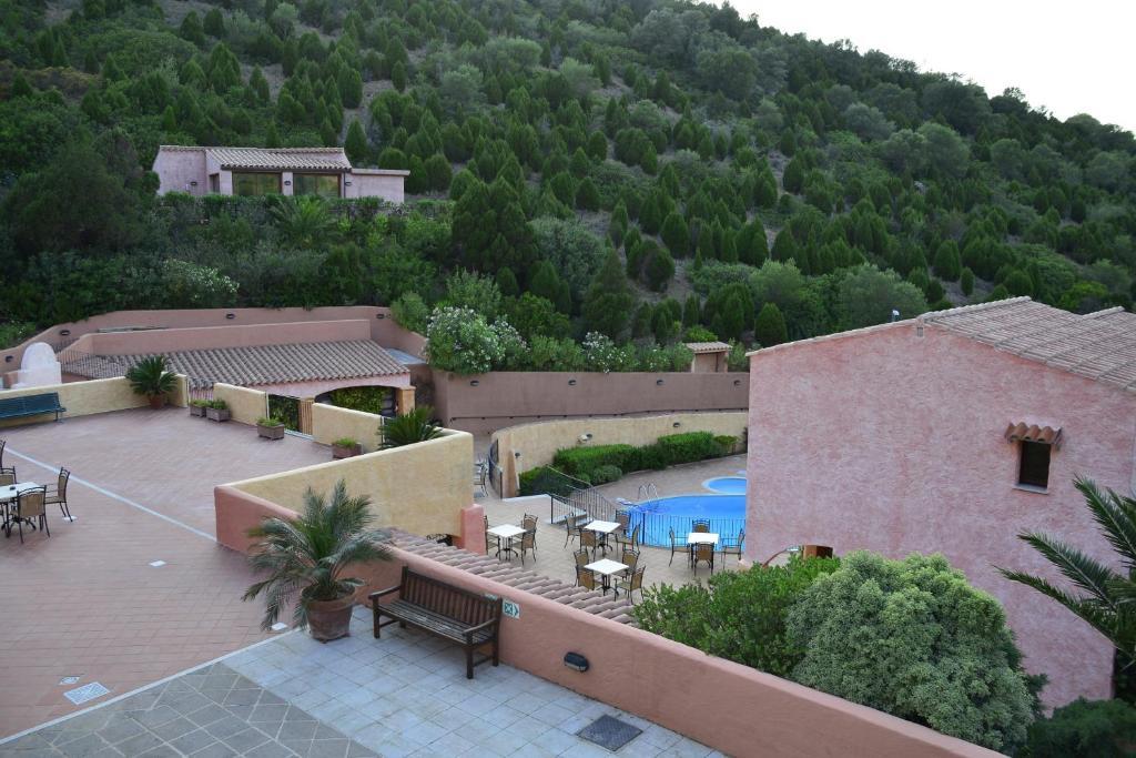 Sosventos Village Hotel Teulada Eksteriør billede