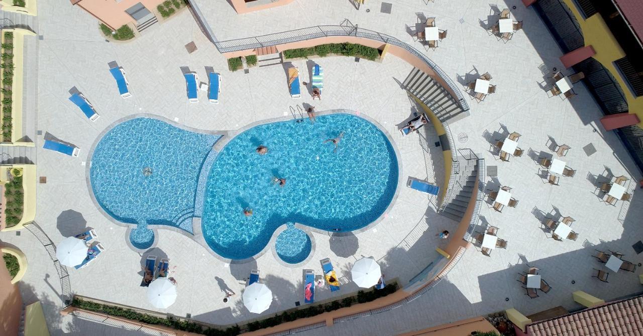Sosventos Village Hotel Teulada Eksteriør billede