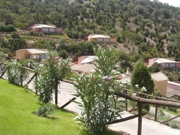 Sosventos Village Hotel Teulada Eksteriør billede