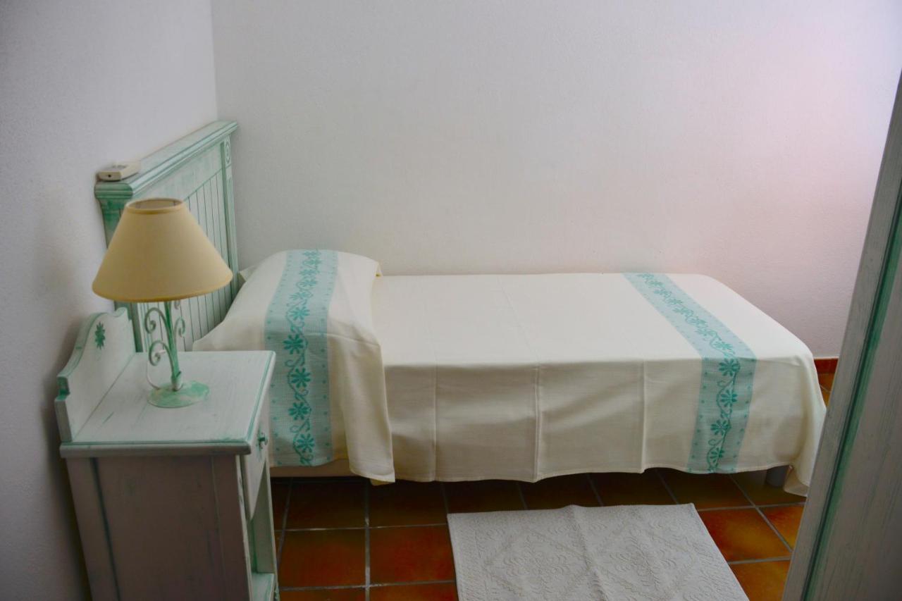 Sosventos Village Hotel Teulada Eksteriør billede